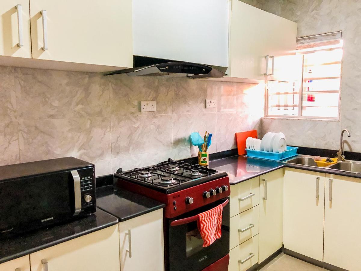 Crayford Homes Ікеджа Екстер'єр фото